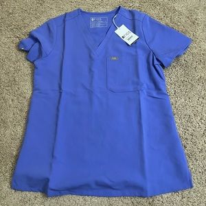 Figs Blueberry Catarina One Pocket Scrub Top